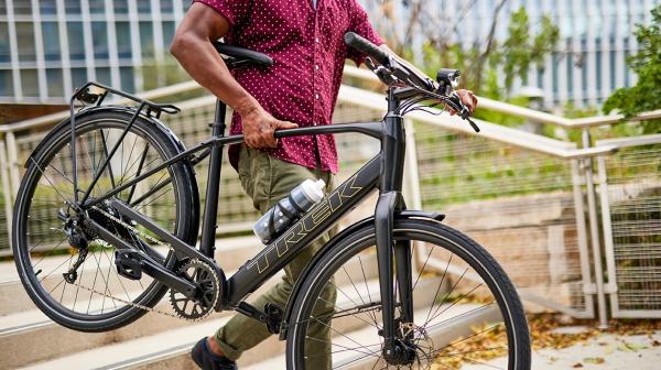Trek FX+ 2 SO LT L Satin Mulsanne Blue Produktbild 2