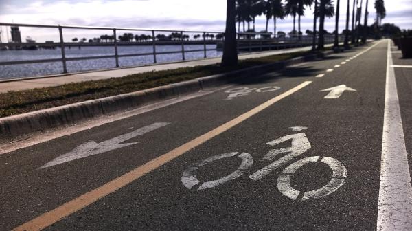 Trek Allant+ 6 M Galactic Grey 800 Produktbild 2