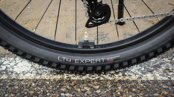 Diamant Zing Trip Core MS M Baumwollweiss Metallic 400Wh Produktbild 8