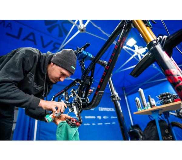 MOTOREX MOTOREX Universalspray INTACT MX 50 1x 200 ml Spr&uuml;hdose Produktbild 5